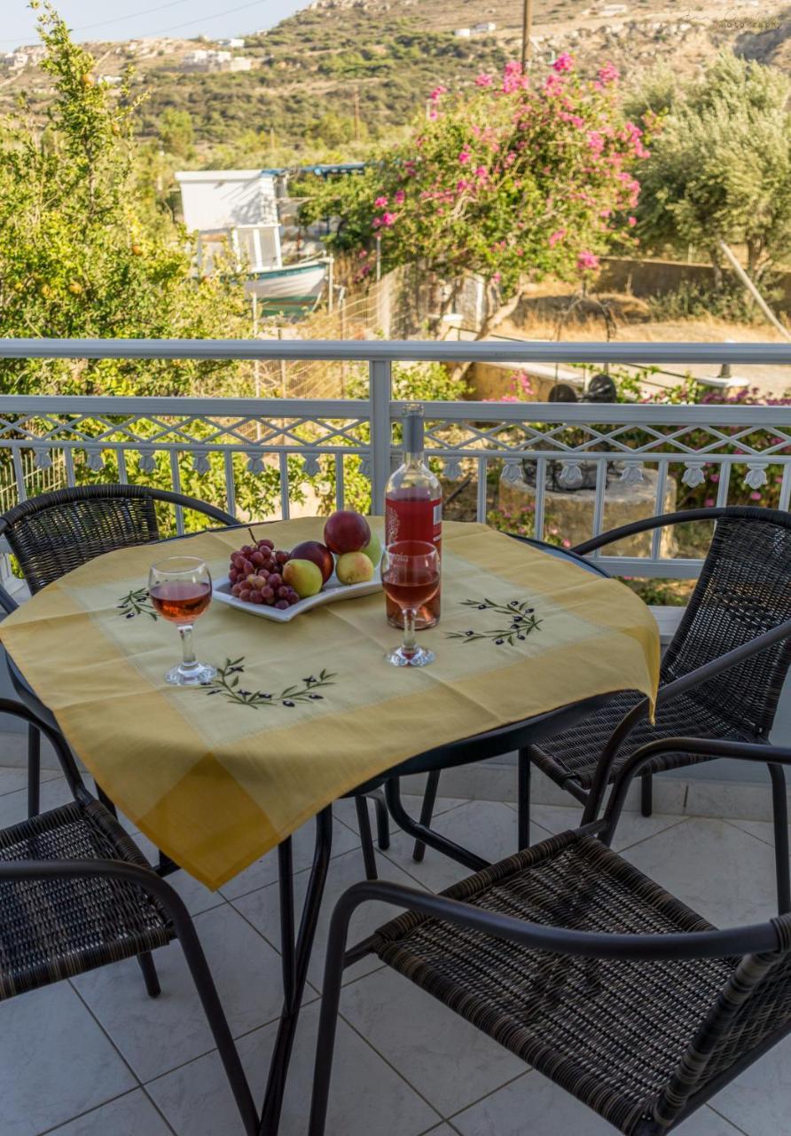 Sotirios Apartments Karpathos Exterior foto